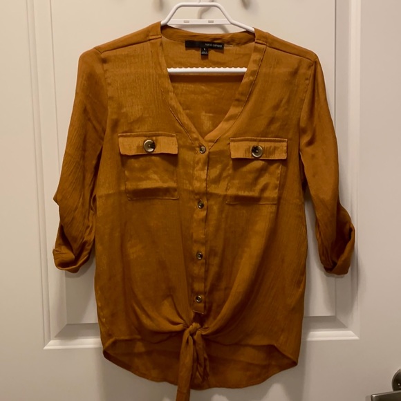 harvé benard Button Up Blouse - Picture 2 of 3